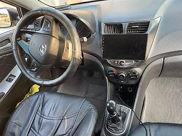 range over: Hyundai Solaris: 2015 г., 1.6 л, Механика, Бензин, Седан — 10