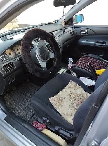 Продажа авто: Mitsubishi Lancer: 2004 г., 2 л, Механика, Бензин, Универсал — 4