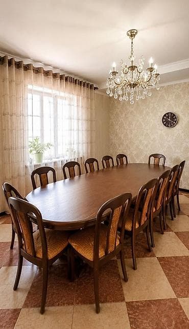 small table: Большой обеденный гарнитур для столовой/переговорной. Состав: - — 1