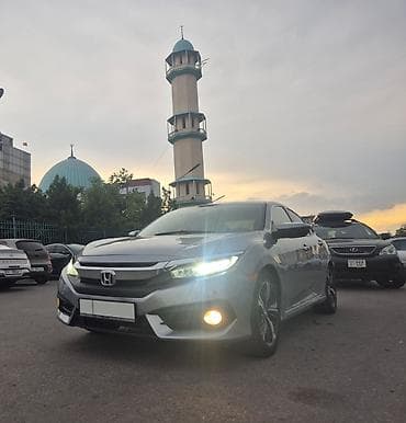 ремонт надо: Honda Civic: 2017 г., 2 л, Вариатор, Бензин, Седан — 1