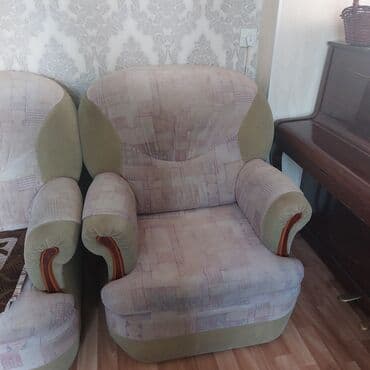 диваны для детей: Гостиной комплект + детская кроватка - Мягкая мебель: широкий кресло — 1