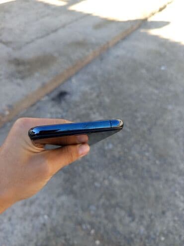 мониторы большие: IPhone 11 Pro Max, Синий — 5