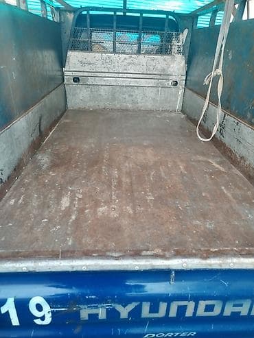 mini jack: Hyundai Porter: 2002 г., 2.6 л, Механика, Дизель — 9