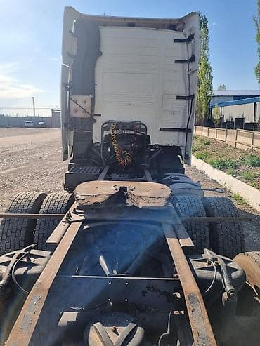 кузов на вольво: Тягач, Volvo, 2000 г. — 4