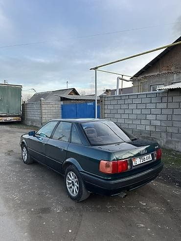 mers 211: Audi 80: 1993 г., 2 л, Механика, Бензин, Седан — 4