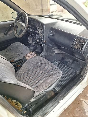 Унаа: Volkswagen Passat: 1991 г., 1.8 л, Кол менен иштөөчү, Бензин, Седан — 7