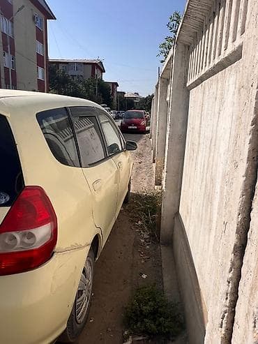 5 5 210: Honda Fit: 2002 г., 1.3 л, Вариатор, Бензин, Пикап — 4
