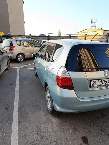 magi: Honda Fit: 2005 г., 1.3 л, Автомат, Бензин, Хэтчбэк — 4