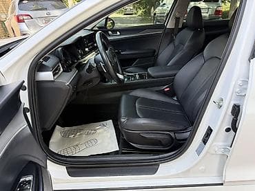byd e5: Kia K5: 2021 г., Седан — 7