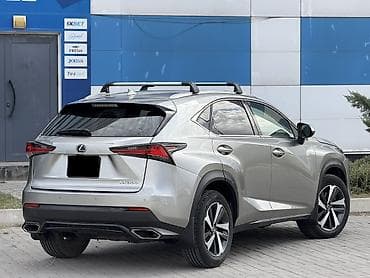 маши: Lexus NX: 2018 г., 2 л, Автомат, Бензин, Кроссовер — 4