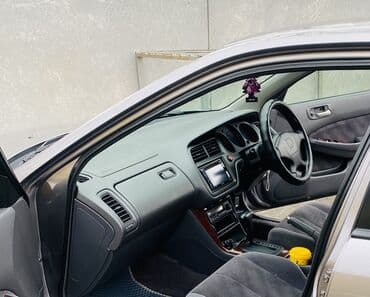 дорого: Honda Torneo: 2000 г., 2 л, Автомат, Бензин, Седан — 10