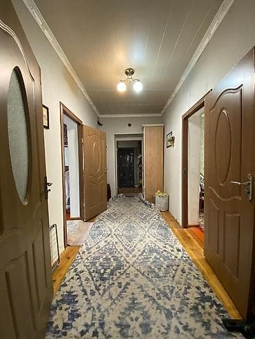 Үйлөрдү сатуу: 🏡 Абдан жакшы жерде жайгашкан үй сатылат 📍Дареги: ж/м Көк-Жар, Шоокум — 7