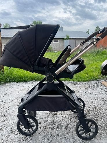 Прогулочная коляска Kidilo - Универсальная прогулочная модель с