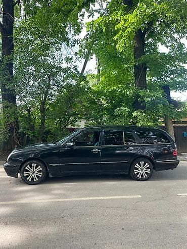Вагоны: Mercedes-Benz E-Class: 1999 г., 3.2 л, Автомат, Бензин, Универсал — 2