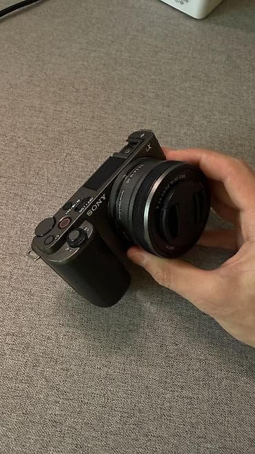 sony 6300: Продается камера Sony ZV-E10 Пробег у камеры: 1375 Комплектация — 4