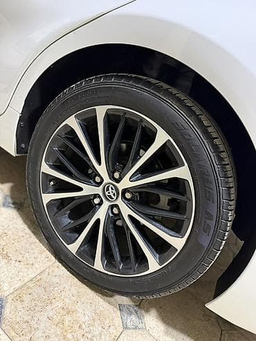Продажа авто: Toyota Camry: 2019 г., 2.5 л, Автомат, Бензин, Седан — 2