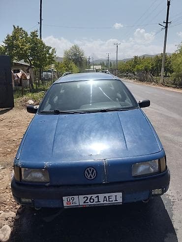 Volkswagen Passat Variant: 1988 г., 1.8 л, Механика, Бензин, Универсал