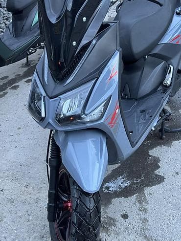 ниже: Тип скутера Yamaha, 200 куб. см, Бензин, Новый — 7