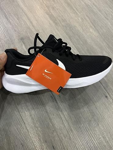 nike react: Кроссовки Nike (модель для бега/тренировок), цвет: черный с белыми — 1