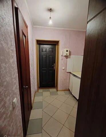 купить комнату под прописку: Сдается уютная комната в квартире. Описание: - Просторная светлая — 5