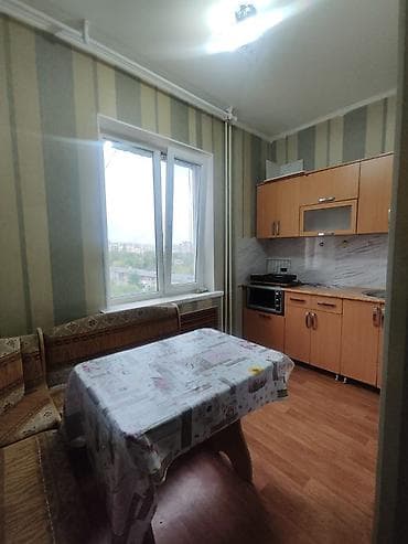 105: 1 комната, 39 м², 11 мкр 105 серия, 7 этаж, Старый ремонт — 2