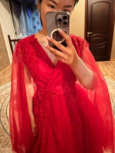 платья для спортивных бальных танцев для детей: Продам вечернее платье, подойдёт на S-M, сшито было на заказ, надевала — 4