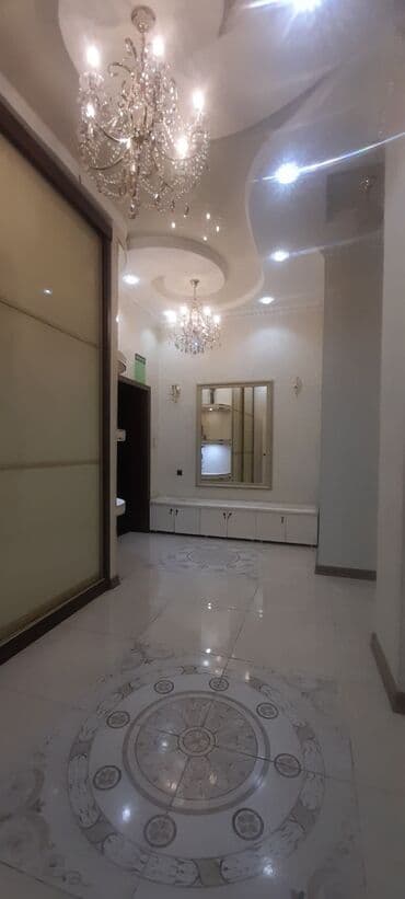 4 комнаты, Риэлтор, Без подселения, С мебелью полностью