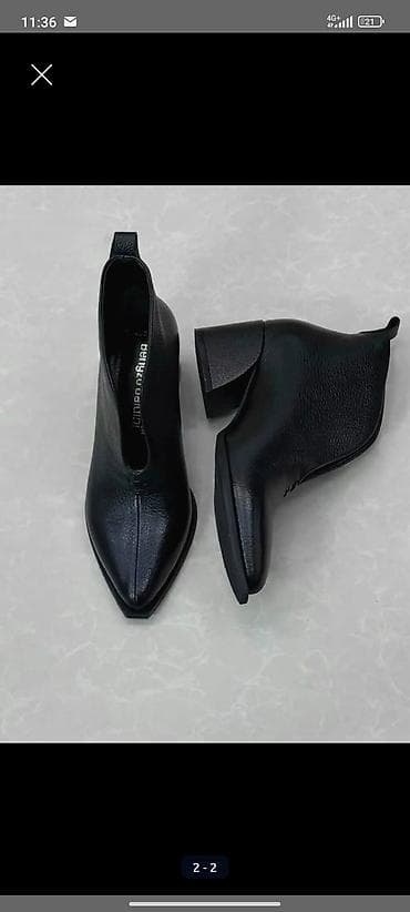 польская обувь: Женские ботильоны-лоферы, черные - Материал верха: гладкая фактурная — 2