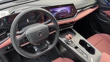 бивайди е5: Changan X5 Plus: 2025 г., 1.5 л, Автомат, Бензин, Кроссовер — 8