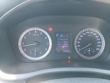 Hyundai Sonata: 2019 г., 2 л, Автомат, Газ, Седан — 9
