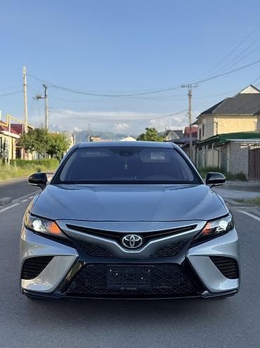 Toyota Camry: 2020 г., 2.5 л, Автомат, Бензин, Седан
