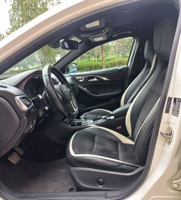 runx alex: Infiniti : 2018 г., 2 л, Робот, Бензин, Хетчбек — 6