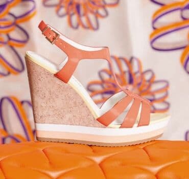 фирменная обувь из италии: Босоножки на танкетке. Carlo Pazolini. Оригинальные. Новые. Размер 39 — 1