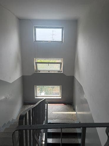 2 комнаты, 44 м², 4 мкр 104 серия, 4 этаж, Старый ремонт — 3