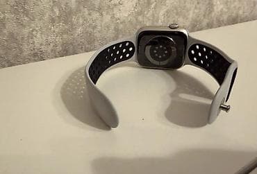 Apple Watch: Смарт‑часы Apple Watch с алюминиевым корпусом (серебристый цвет) и — 4