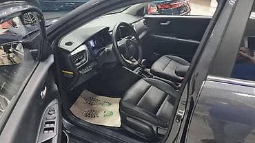 kia sporteig: Kia Stonic: 2018 г., 1.6 л, Автомат, Дизель, Кроссовер — 6