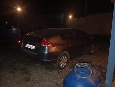 Honda Insight: 2009 г., 1.3 л, Вариатор, Гибрид, Хэтчбэк