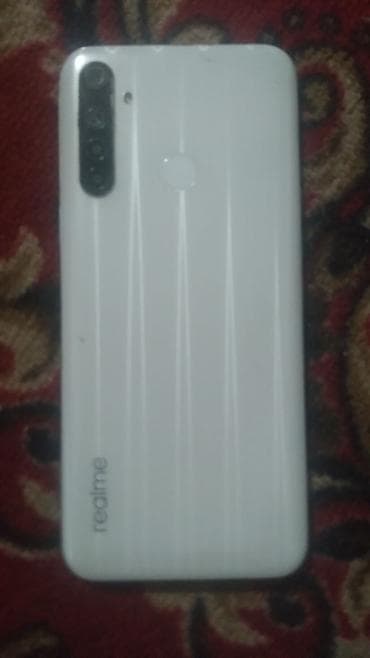 samsung galaxy j5 2017: Смартфон с большим безрамочным экраном с каплевидным вырезом под — 10