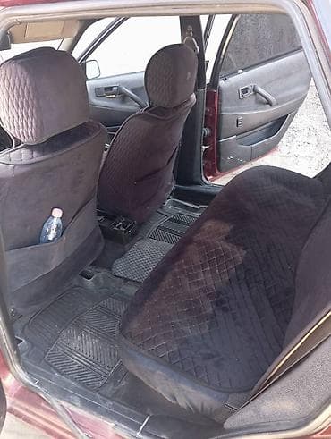 гаражная распродажа: Volkswagen Passat: 1993 г., 2 л, Ручные, Бензин, Седан — 8