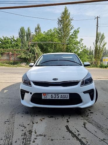 Kia Rio: 2019 г., 1.4 л, Механика, Бензин, Седан