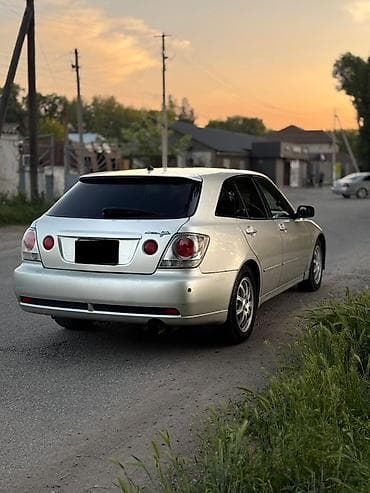 продается мазда: Toyota Altezza: 2003 г., 2 л, Автомат, Бензин, Универсал — 5