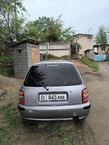 Nissan Micra: 2000 г., 1 л, Вариатор, Бензин, Хэтчбэк