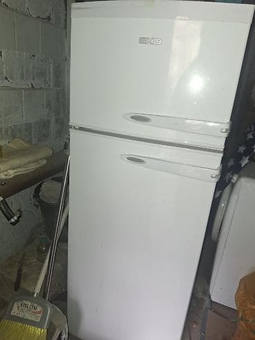 эски холодильник: Холодильник EKO, двухкамерный, белый. - Классическая компоновка — 2