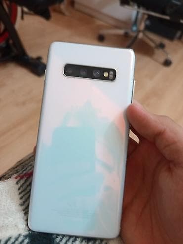 Samsung Galaxy S10 Plus, Колдонулган, 128 ГБ, түсү - Күмүш, 1 SIM, 2 SIM lalafo.kg да Samsung Galaxy S10 Plus, Колдонулган, 128 ГБ, түсү - Күмүш, 1 SIM, 2 SIM
