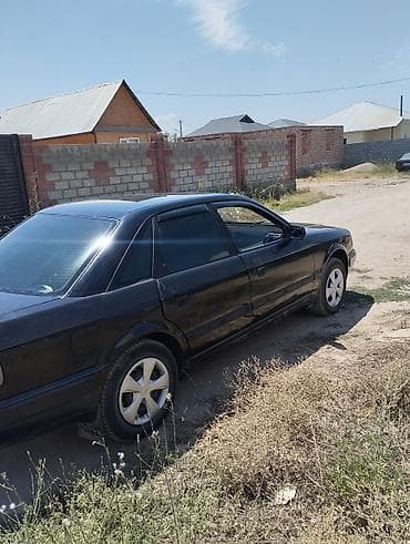 Унаа: Audi 100: 1991 г., 2.3 л, Кол менен иштөөчү, Бензин, Седан — 4