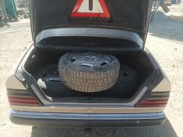 Mercedes-Benz W124: 1991 г., 2 л, Ручные, Бензин, Седан — 6