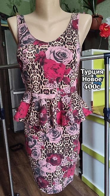 second hand: Размер S(42-44) всех платьев. Зелёное платье 200с 44-46размер.Все по — 5