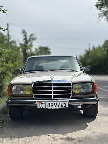антенна мерседес: Mercedes-Benz W123: 1985 г., 2 л, Механика, Бензин, Седан — 9