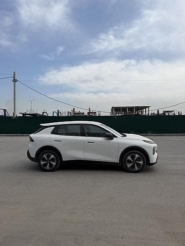 infinity fx: Changan Qiyuan Q05: 2026 г., 0.1 л, Автомат, Электромобиль, Кроссовер — 2