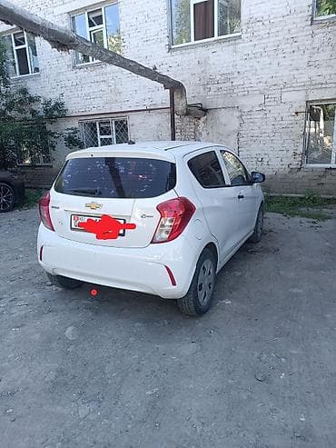 bwb e34: Chevrolet Spark: 2017 г., 1 л, Вариатор, Бензин, Хэтчбэк — 5
